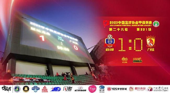他掀开裙子舌头伸进去动漫软件